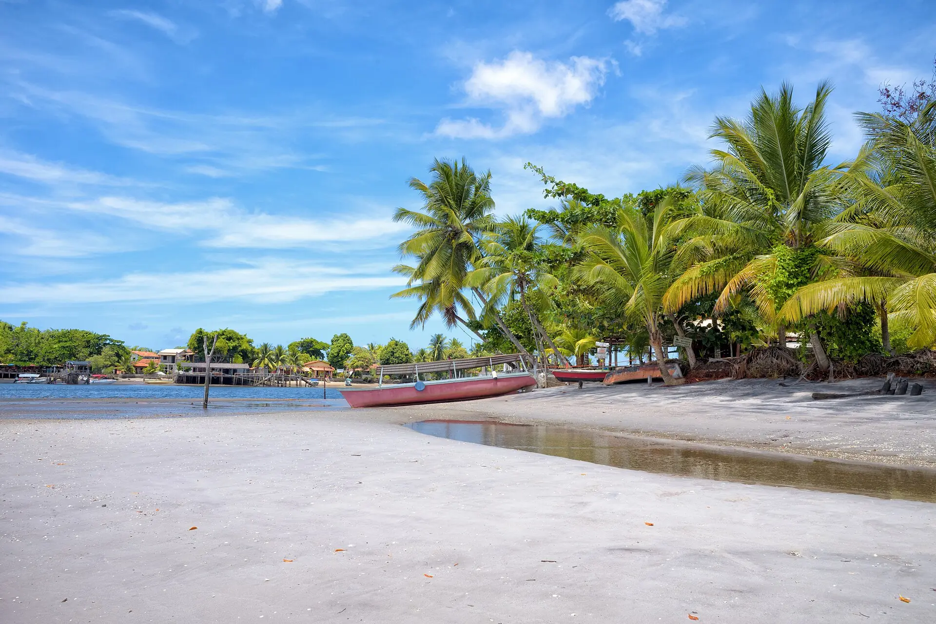 Sand spit and coconut grove in Baía de Camamu